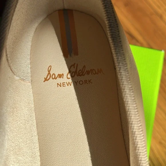 🎉NWOTINBOXSamEdelman BeigeBallet Flat8.5 MClassicStyle&Color TimelessAllSeasons